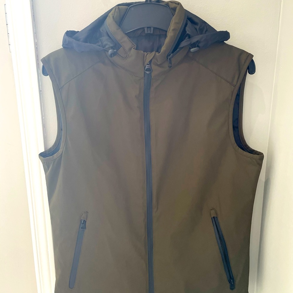Zara vest dark green w/ leather trim